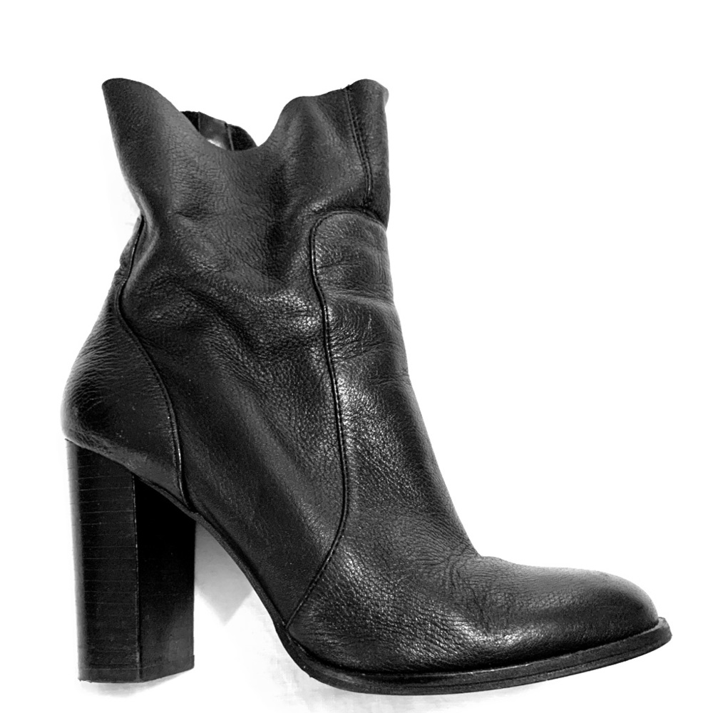 Chinese Laundry Ankle Boot